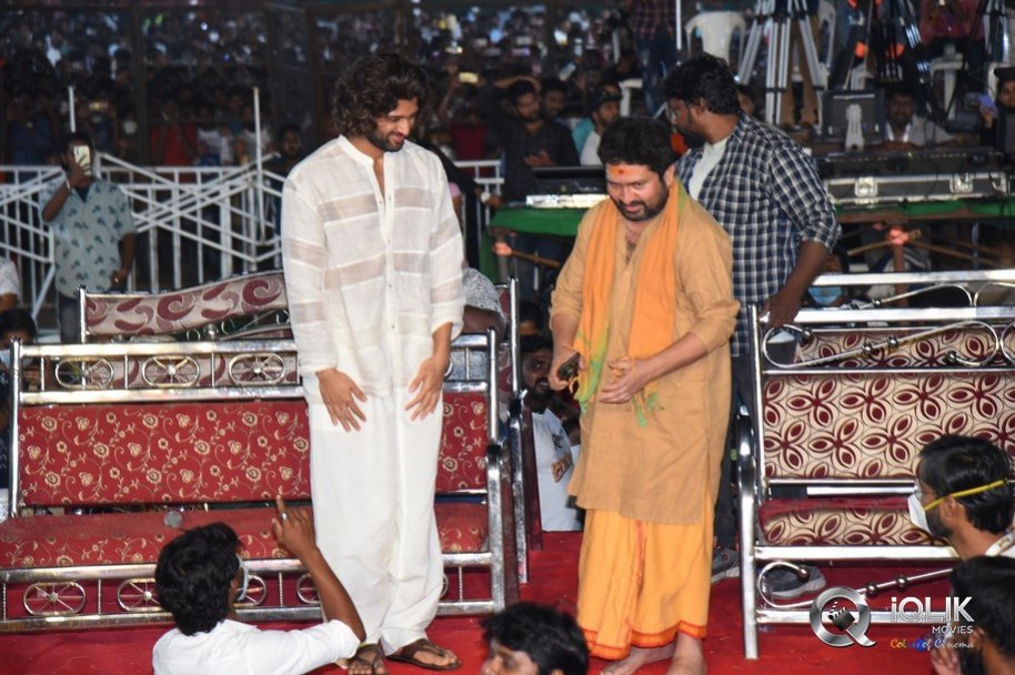 Jathi-Ratnalu-Pre-Release-Event